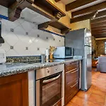 Pedregal * Χιχόν